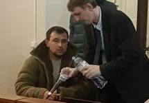 Исмаил Рамазанов с адвокатом Алексеем Ладиным. Фото: "Крымская солидарность"
