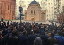 Акция у армянской церкви в Москве. Фото: kavkaz-uzel.eu