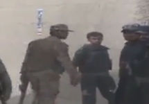 Пакистан: силовики на месте взрыва. Кадр Geo TV