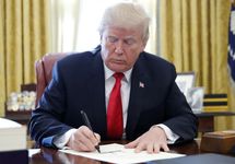 Трамп отменил часть санкций против КНДР