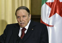 Алжир: президент Бутефлика ушел в отставку досрочно