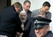 Основатель WikiLeaks Ассанж задержан в Лондоне