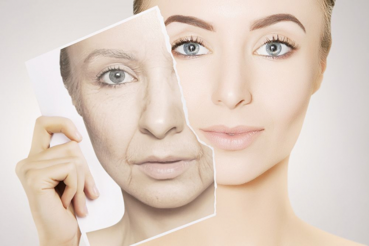Как косметология помогает справиться с признаками старения